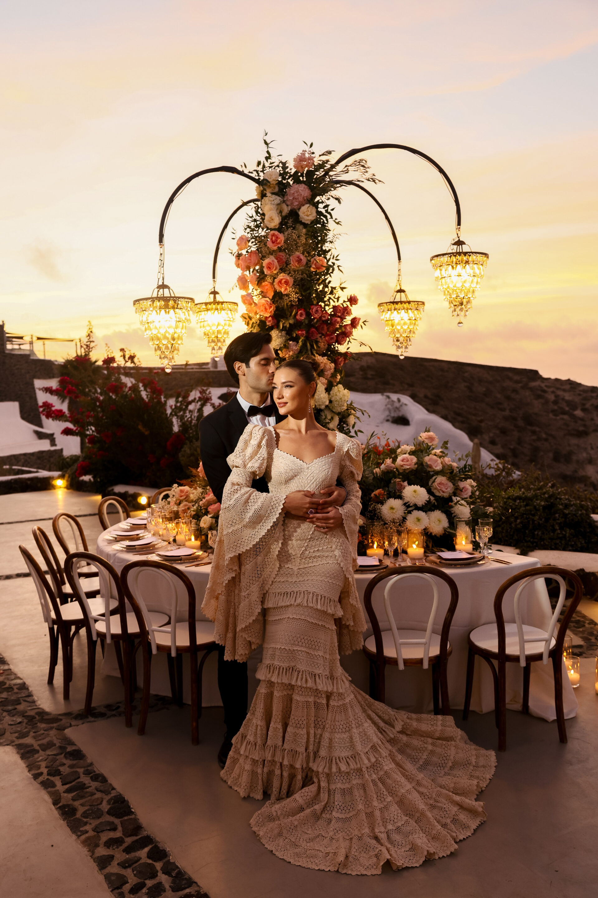 Santorini wedding photographer sunset couple